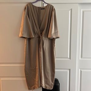 Boohoo Satin Dress. Size 22. Zip in the back. Very comfortable.